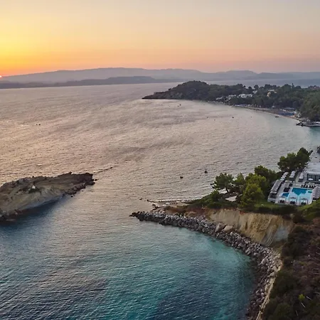 酒店 White Rocks Kefalonia 4*