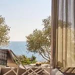 Hotel White Rocks Kefalonia 4*