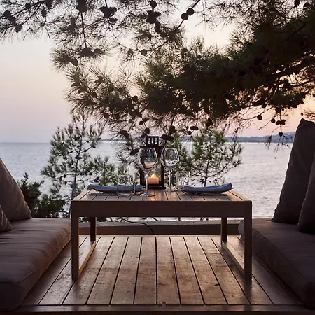 White Rocks Kefalonia 라시