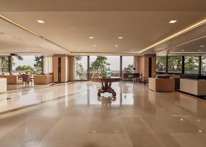 White Rocks Kefalonia Hotel 4*